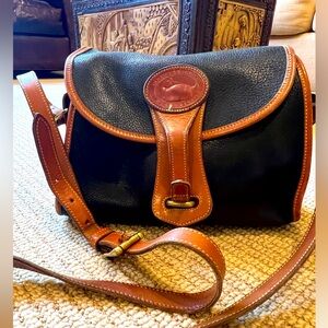 Vintage Dooney & Bourke Black and Tan Crossbody Bag